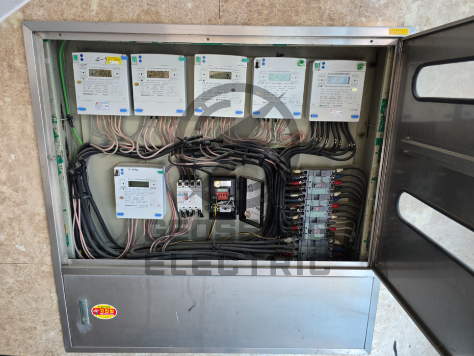 건물 인입선 및 계량기함 교체 공사 시공 사진 13