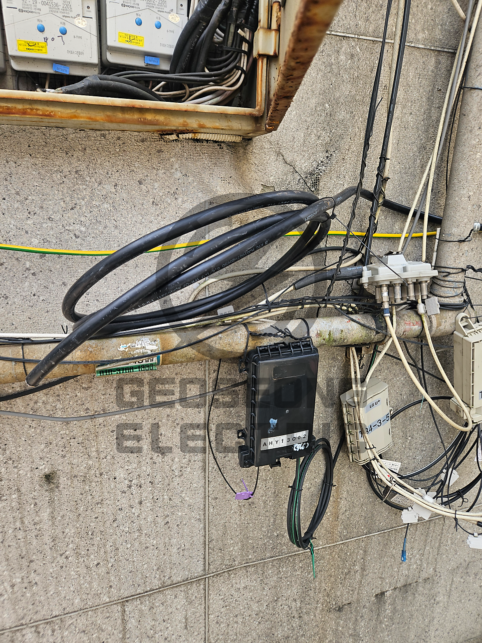 건물 인입선 및 계량기함 교체 공사 시공 사진 7