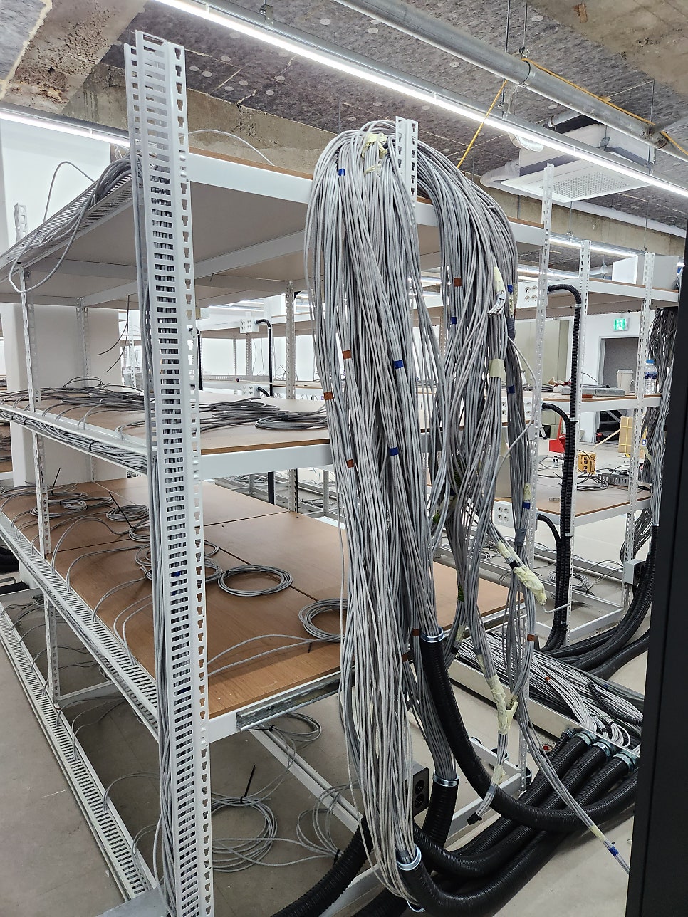 AI GPU 서버실 전기설비 구축 공사 시공 사진 8