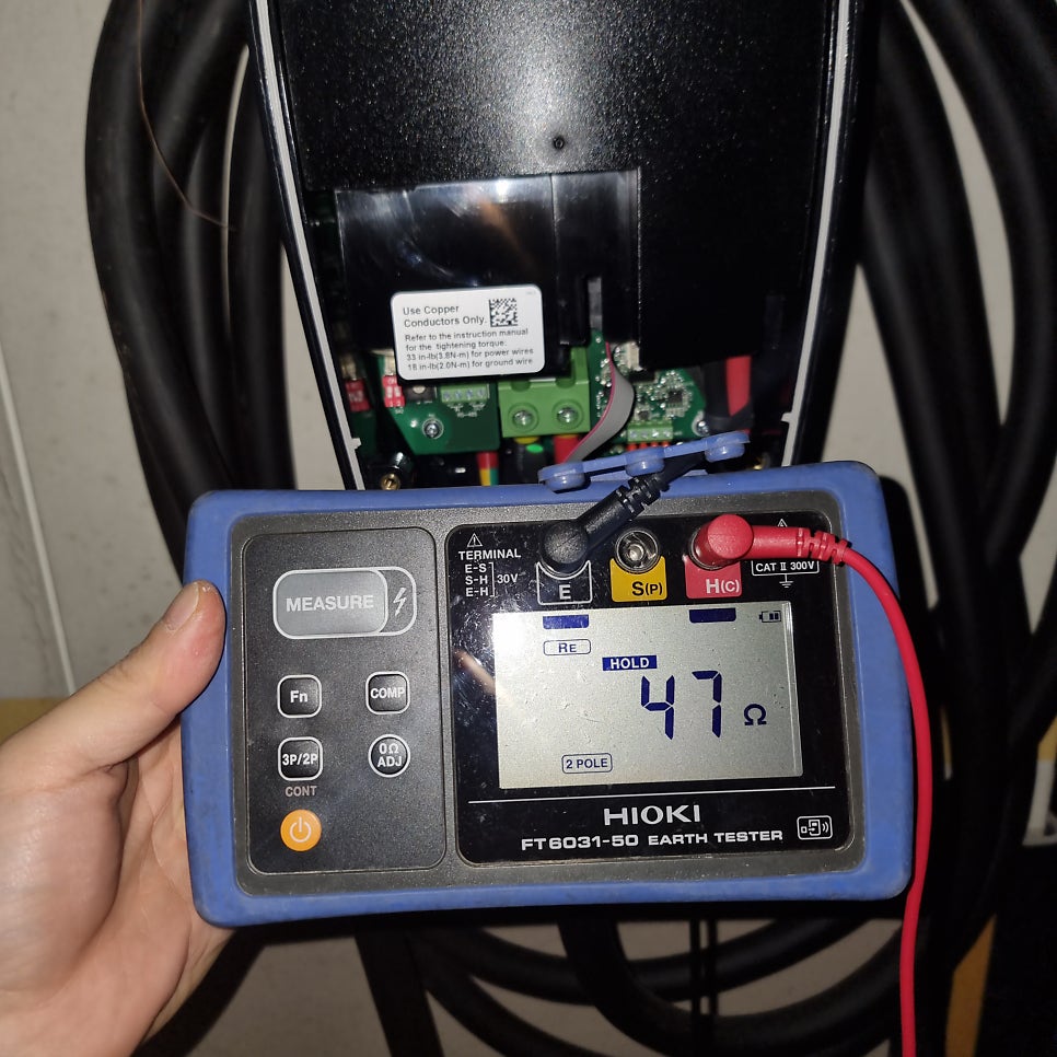 테슬라 월커넥터 전기차 충전기 A/S 공사 시공 사진 9