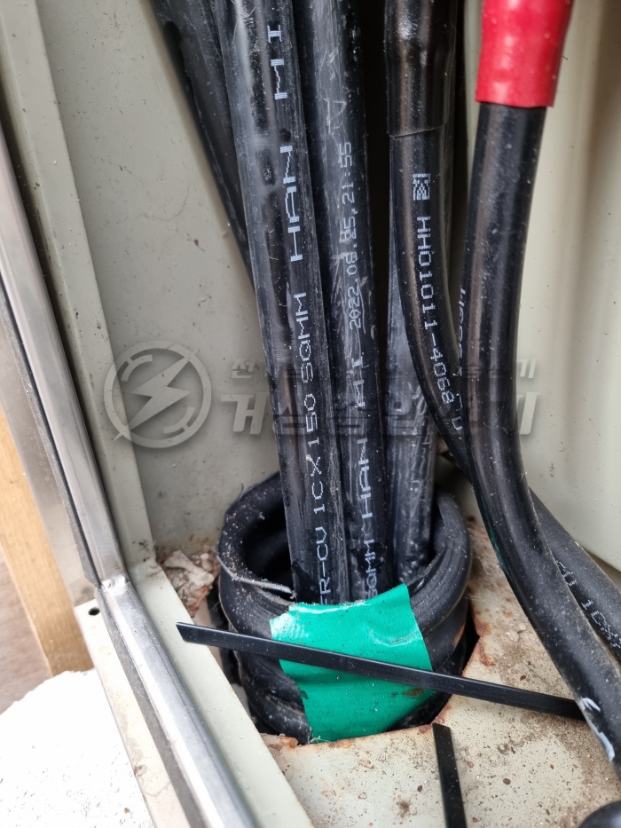 신사동 상가건물 전기 증설 및 인입선 교체 공사 시공 사진 5