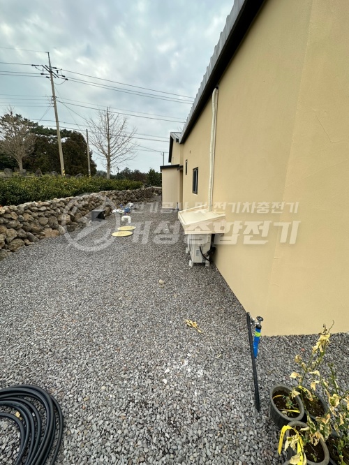 제주 단독주택 테슬라 월커넥터 설치 공사 시공 사진 3