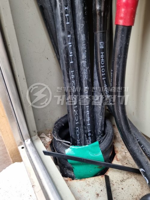 상가 건물 전기 인입선 교체 및 증설 공사 시공 사진 8