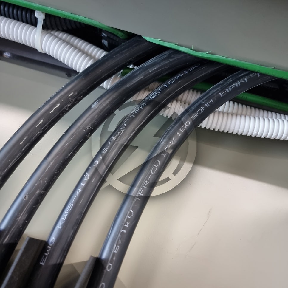 케이블 트레이 전선 포설 공사 시공 사진 6