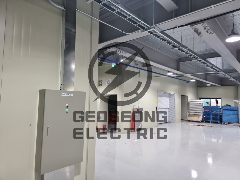 케이블 트레이 전선 포설 공사 시공 사진 7