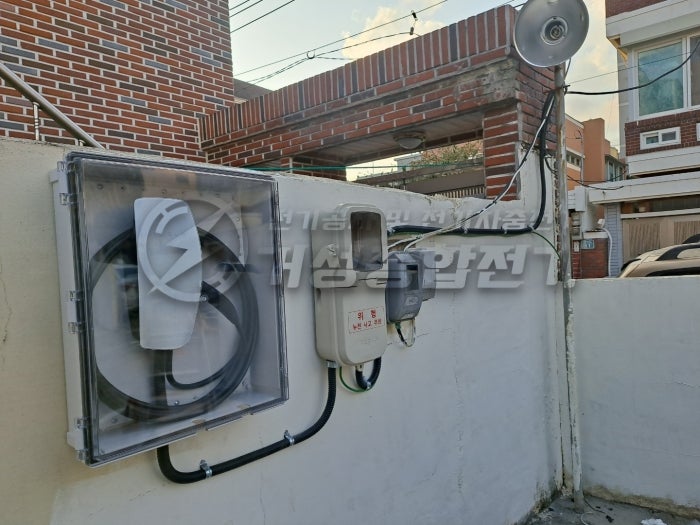 부산 사설 주차장 테슬라 월커넥터 설치 공사 시공 사진 7