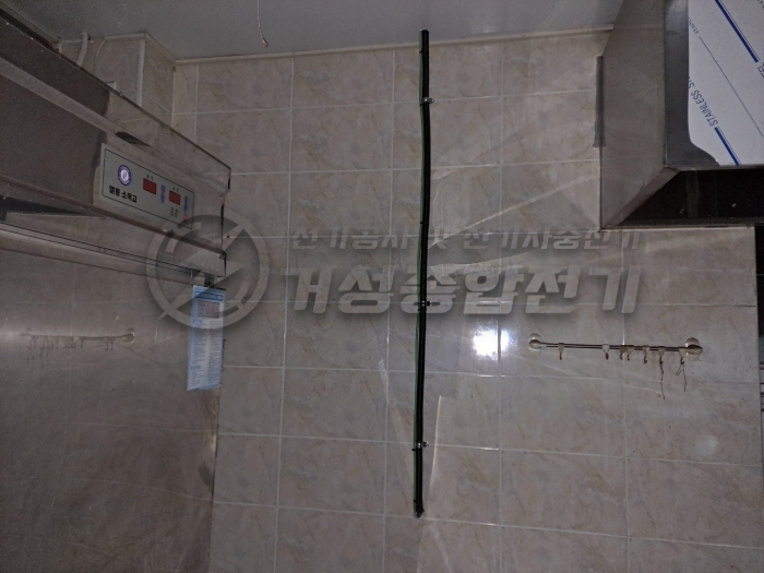 김해 공장 테슬라 월커넥터 11kW 설치 공사 시공 사진 8