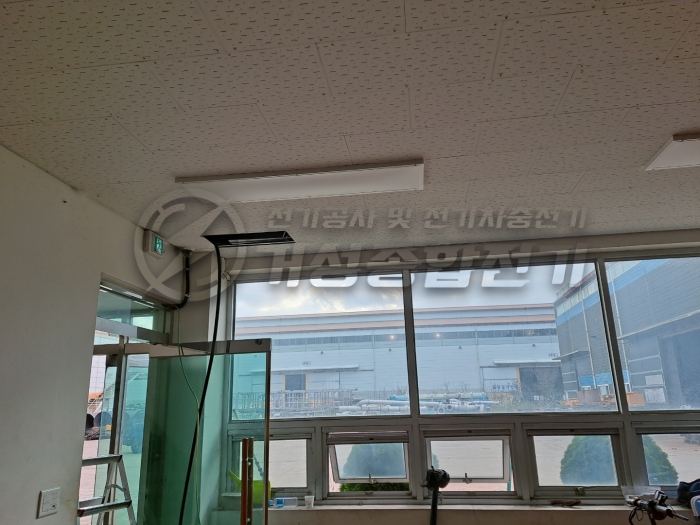 김해 공장 테슬라 월커넥터 11kW 설치 공사 시공 사진 9