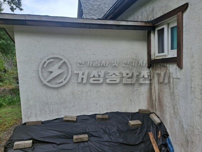 경남 산청 단독주택 테슬라 월커넥터 설치 공사 시공 사진 3