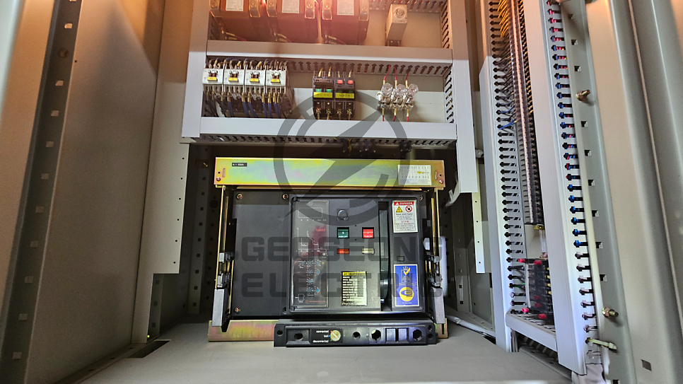 고압 수전설비 ACB AISS 유지보수 공사 시공 사진 8