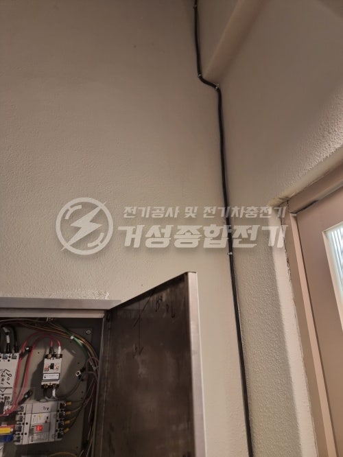 영업장 포르쉐 타이칸 완속 EV충전기 설치 공사 시공 사진 10