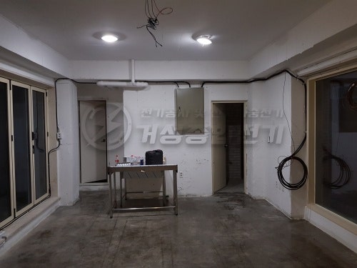 서울 마포구 베이커리 카페 전기 증설 공사 시공 사진 17