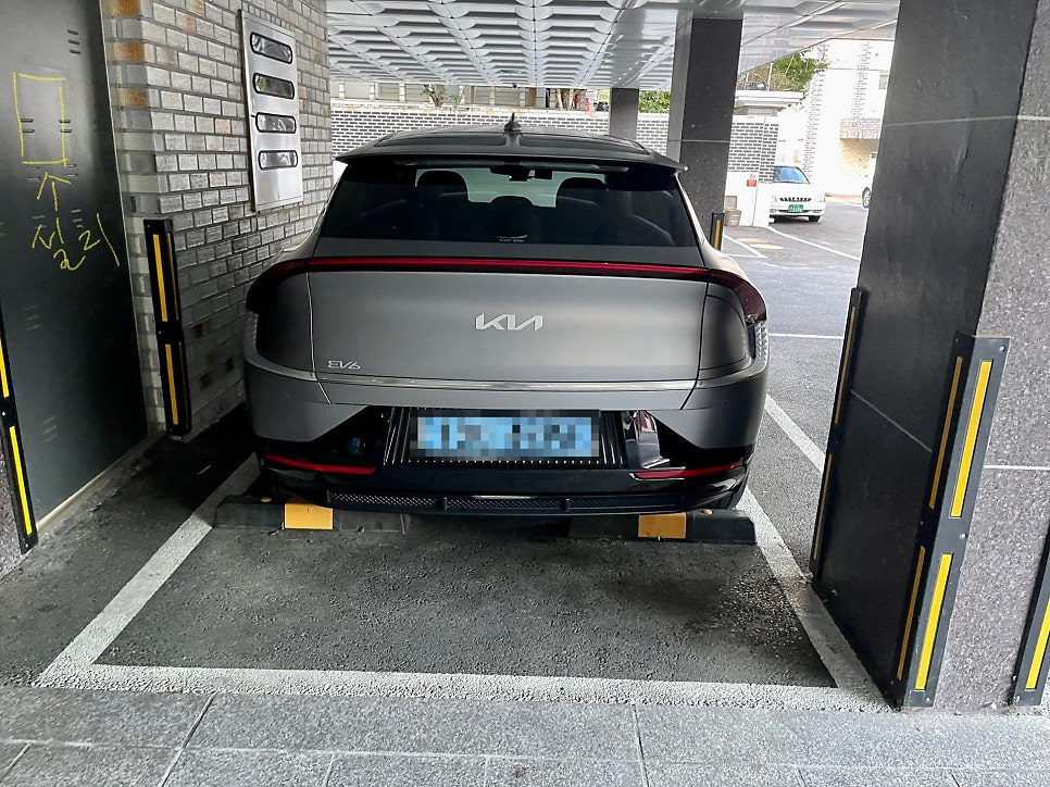 다세대주택 EV6 전기차 충전기 설치 공사 시공 사진 2