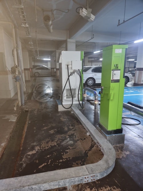 전기차 급속충전기 설치 공사 시공 사진 10