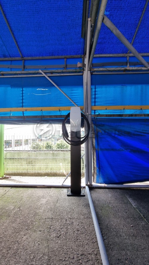 이태원동 테슬라 월커넥터 스탠드 설치 공사 시공 사진 14