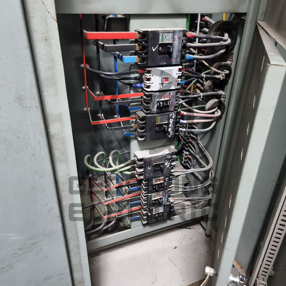 건물 차단기 교체 시공 공사 시공 사진 19