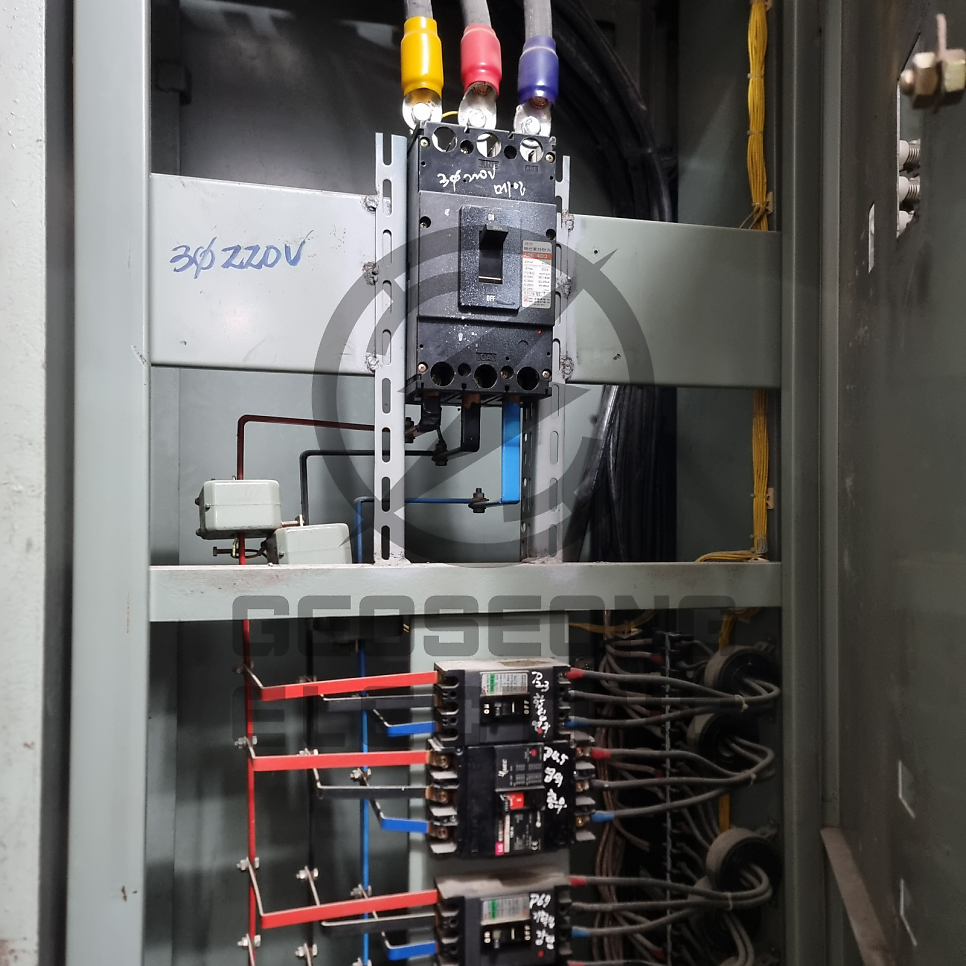 건물 차단기 교체 시공 공사 시공 사진 3