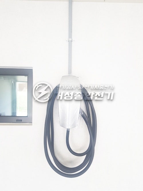 수원 타운하우스 테슬라 월커넥터 설치 공사 시공 사진 10