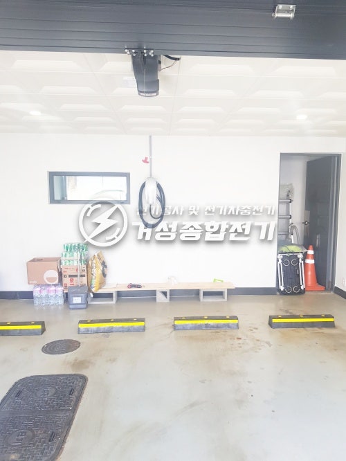 수원 타운하우스 테슬라 월커넥터 설치 공사 시공 사진 12