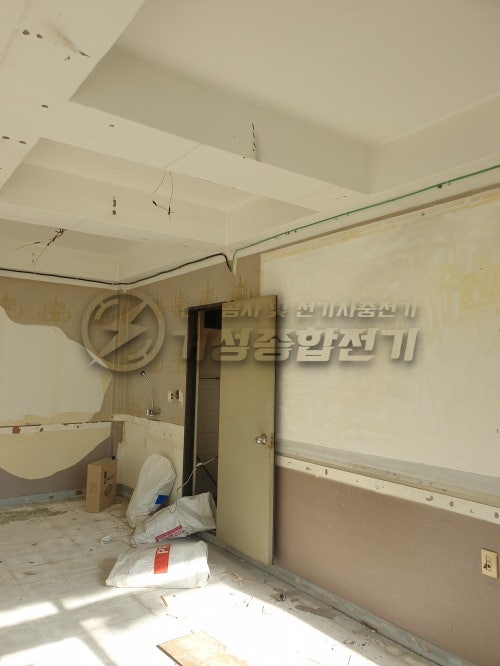 서울 강동구 베이커리 전기 증설 공사 시공 사진 4