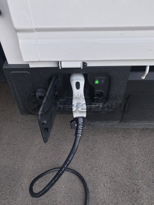 파주시 샷시공장 EV충전기 설치 공사 시공 사진 15