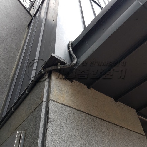 용인 타운하우스 테슬라 네마 충전기 설치 공사 시공 사진 11