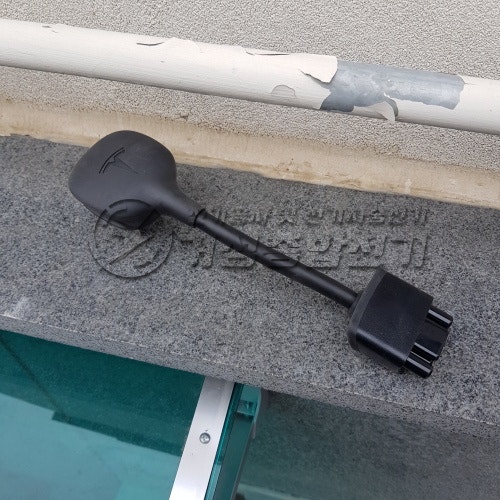 용인 타운하우스 테슬라 네마 충전기 설치 공사 시공 사진 7