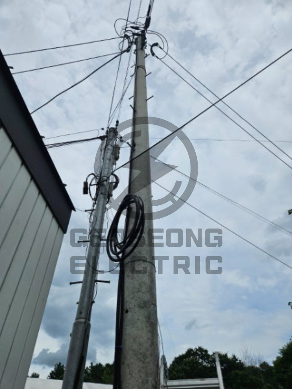 상가·공장 겨울철 긴급 전기 인입선 공사 시공 사진 18