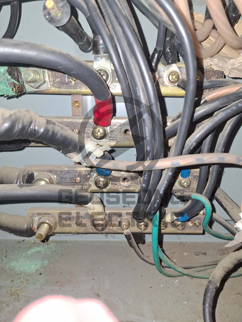 상가·공장 겨울철 긴급 전기 인입선 공사 시공 사진 20