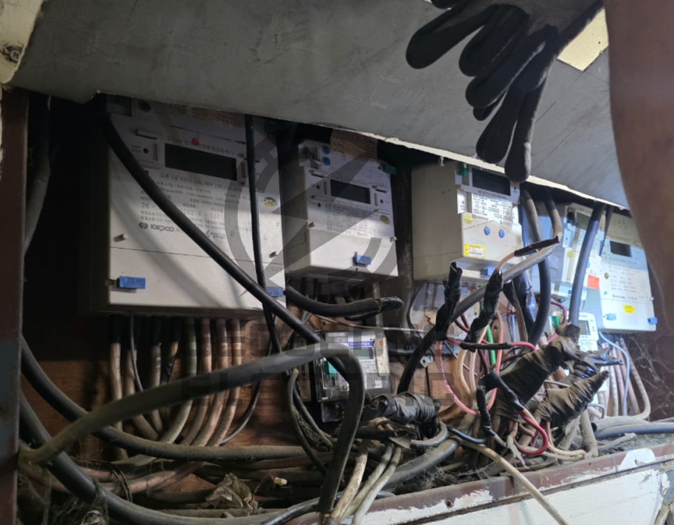 상가·공장 겨울철 긴급 전기 인입선 공사 시공 사진 22