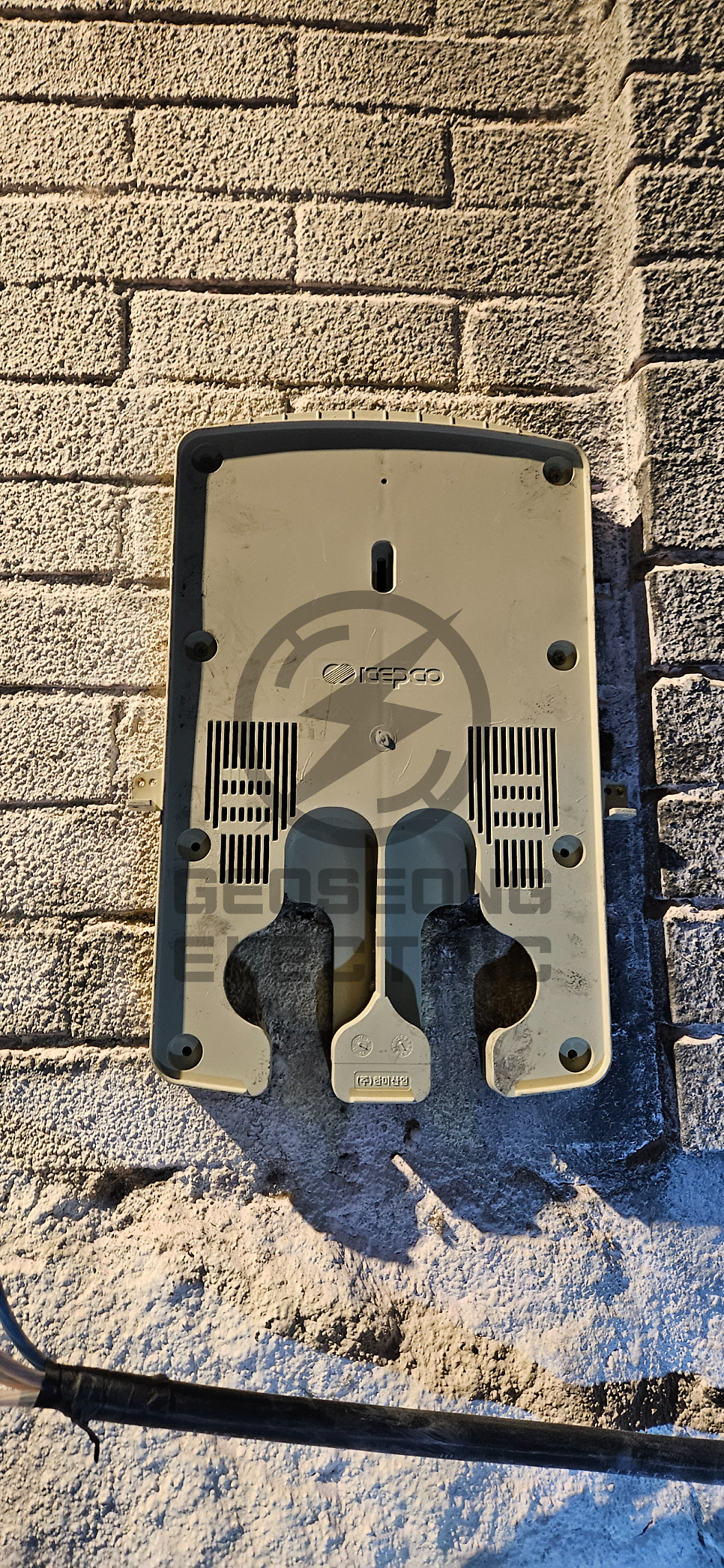 상가·공장 겨울철 긴급 전기 인입선 공사 시공 사진 8