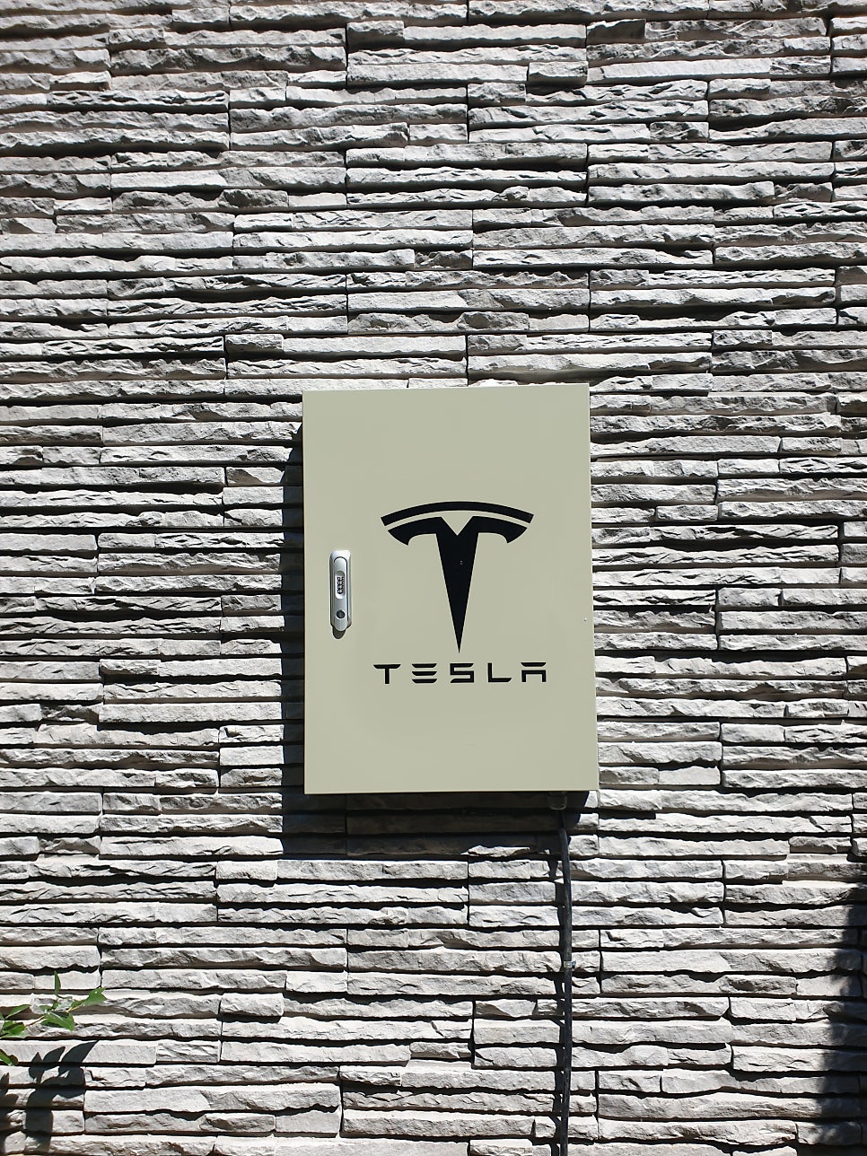 용인시 빌라 테슬라 월차저 설치 공사 시공 사진 8