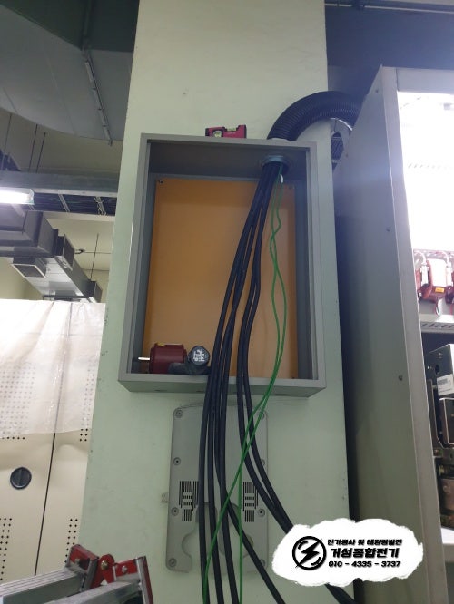 내곡느티나무쉼터 100kW 한전 모자분리 공사 시공 사진 5