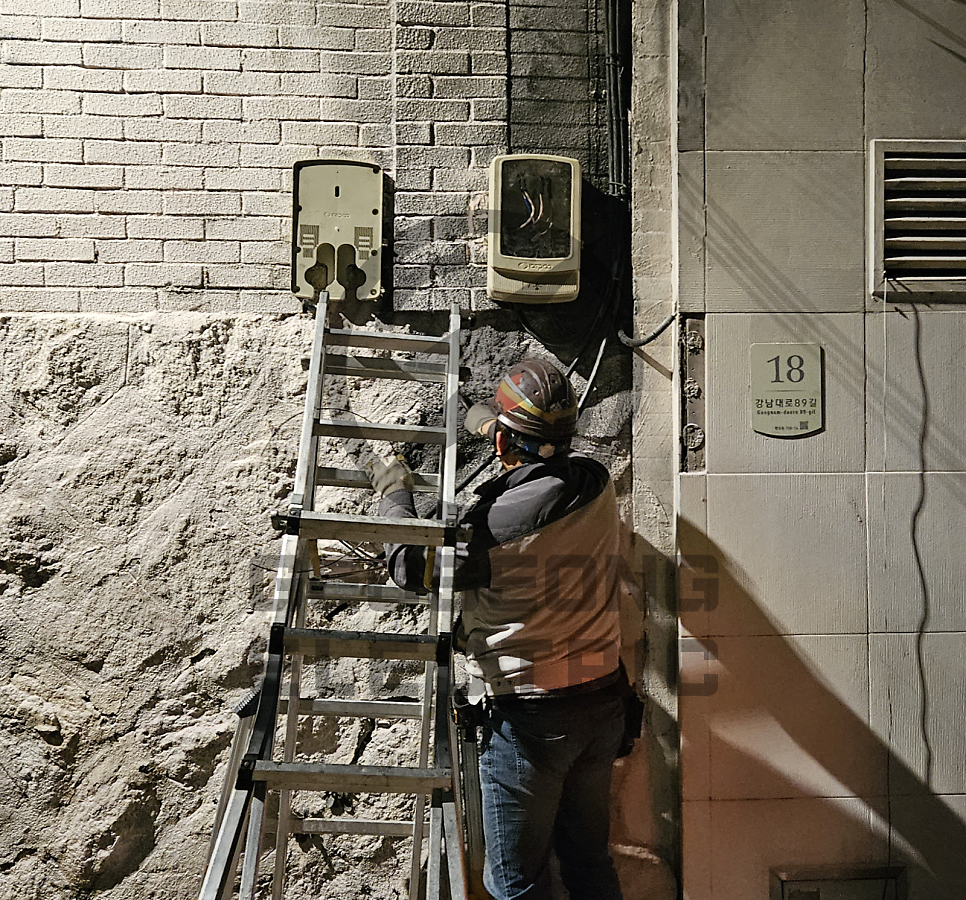 건물 전기 계량기 인입선 화재 복구 공사 시공 사진 7