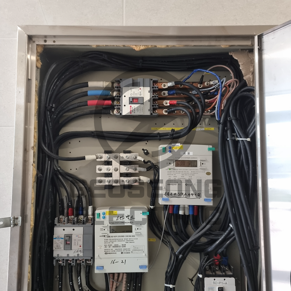 대형 미용실 전기 증설 60kW 공사 시공 사진 23