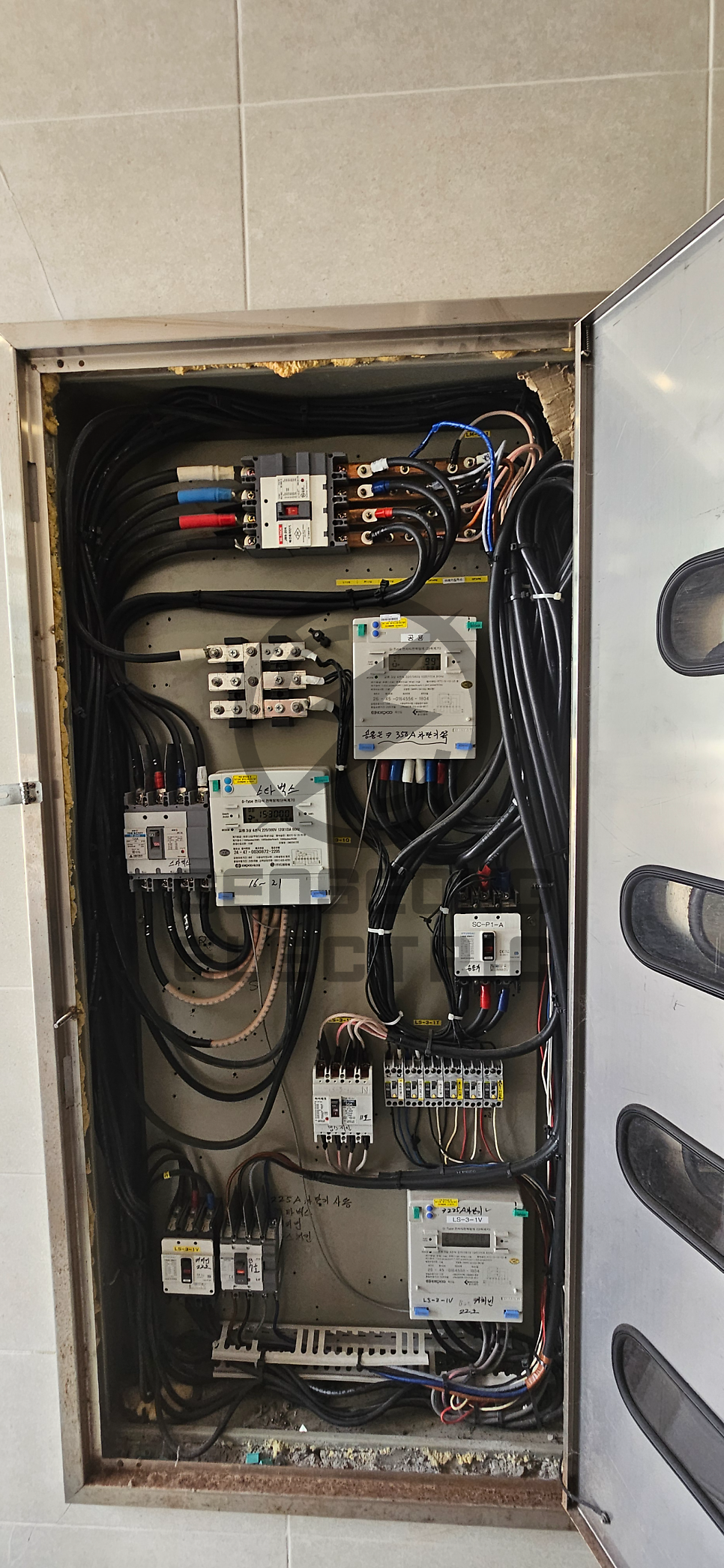 미용실 전기 증설 공사 시공 사진 4