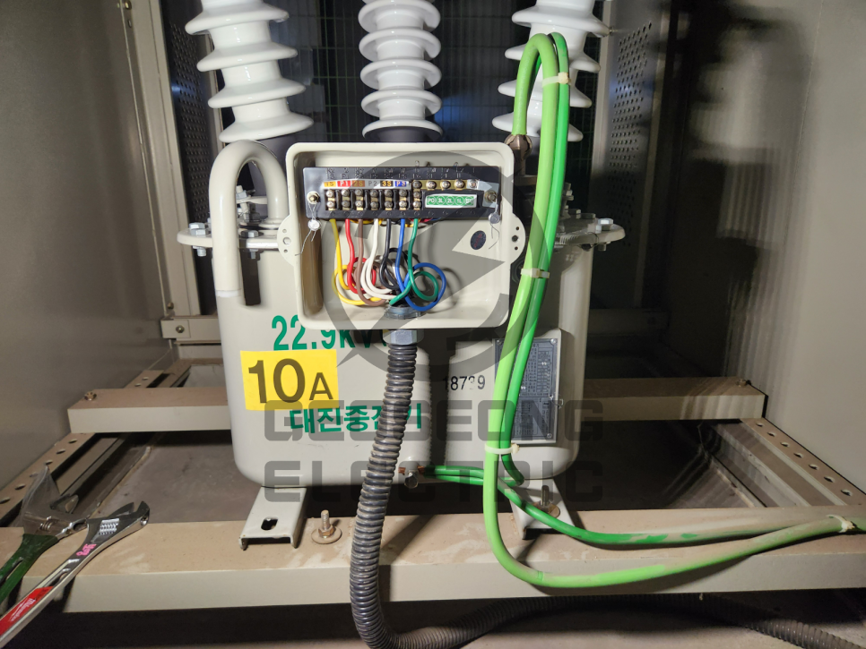 국방부 기숙사 MOF 계기용 변성기 교체 공사 시공 사진 19