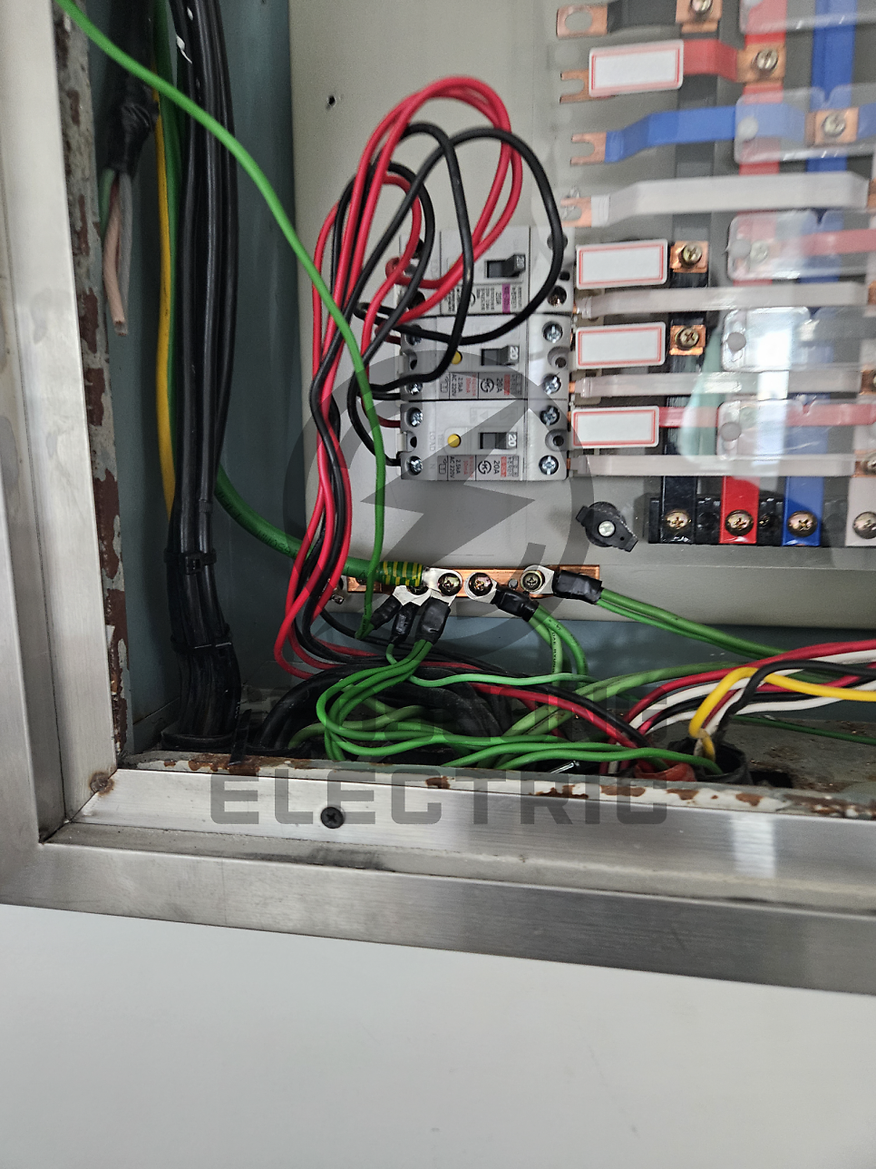 제조업 공방 전기 승압 증설 공사 시공 사진 17