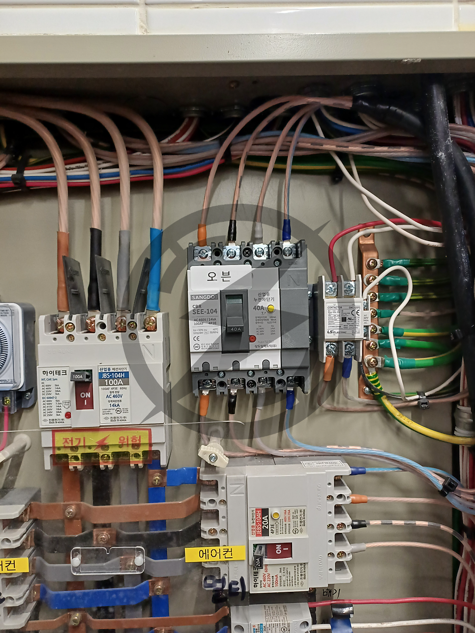 상가 냉난방기 전기 증설 승압 공사 시공 사진 16
