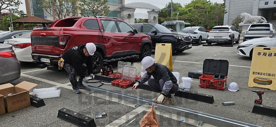 학교 전기차 충전기 의무설치 기준과 고압 인입 시공 사진 7