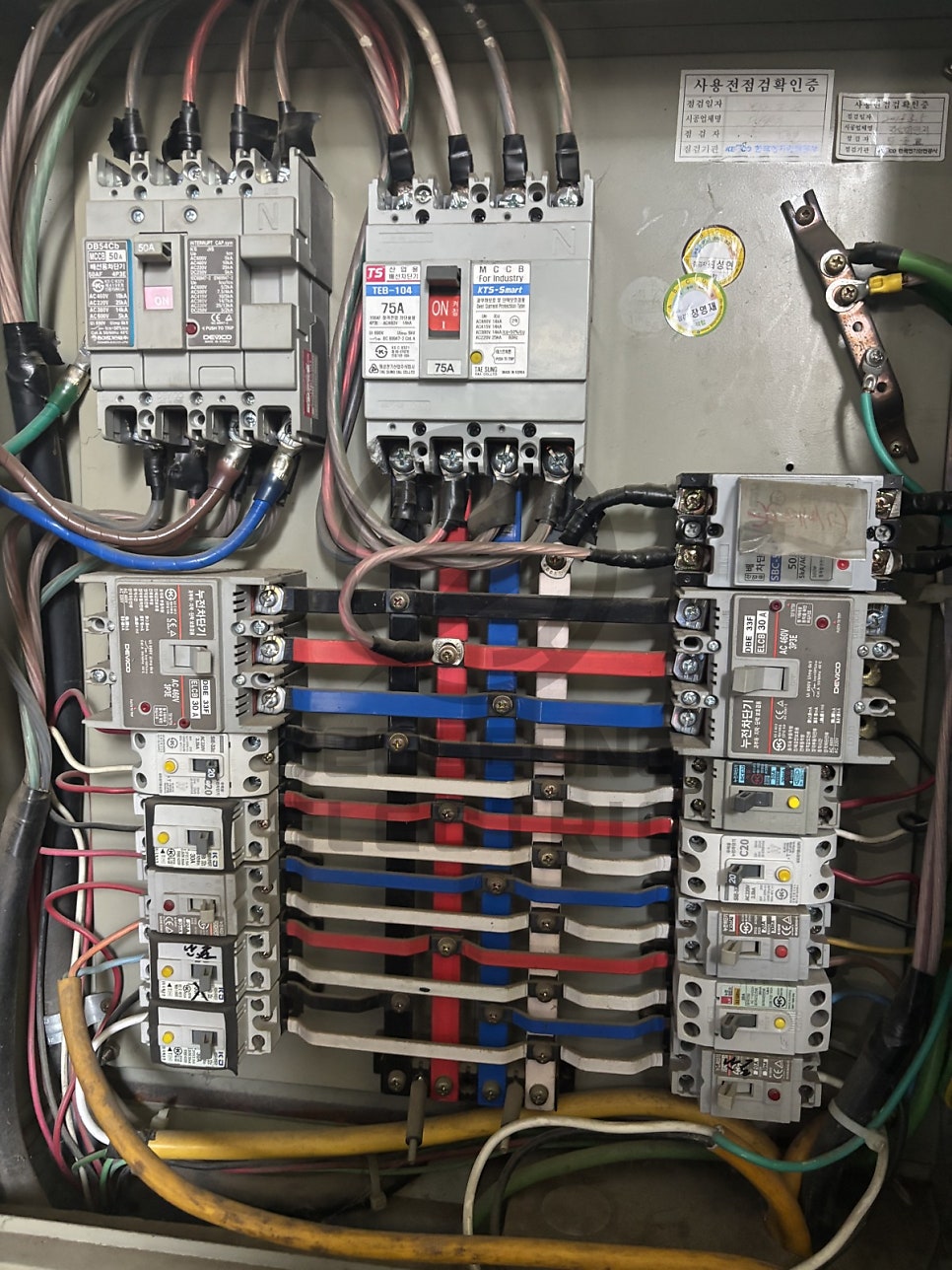 단상 5kW에서 3상 20kW 전기 증설 승압공사 시공 사진 25