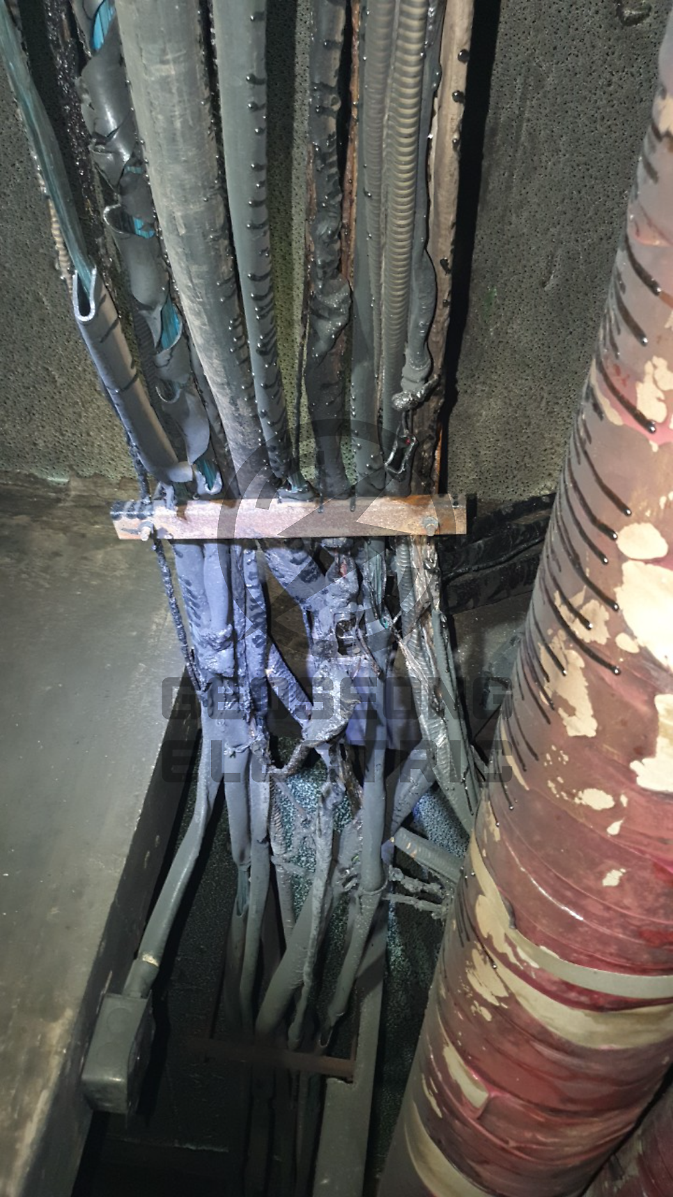 전기화재 인입선 케이블 교체 공사 시공 사진 13