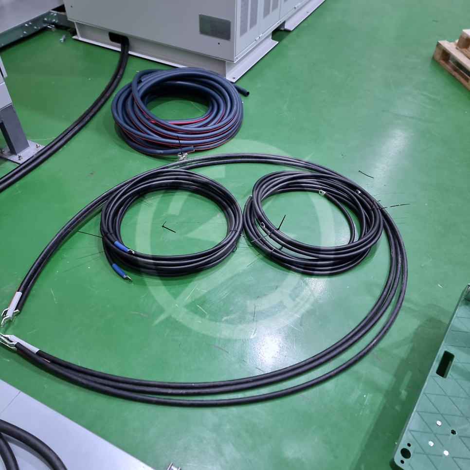 항온항습기 및 쿨링타워 전기공사 시공 사진 6