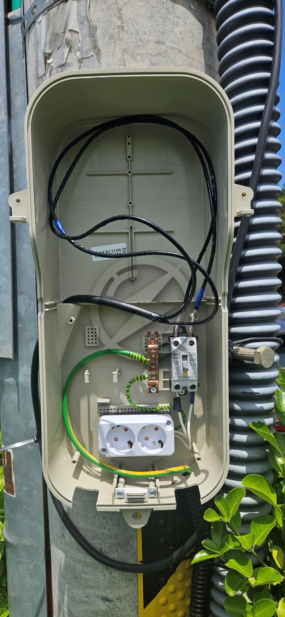 건물 신축현장 임시전기 설치 공사 시공 사진 2