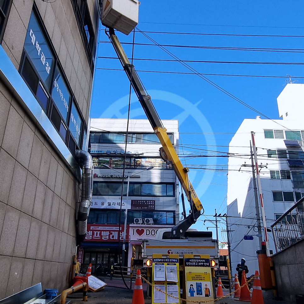 건물 전기 인입선 긴급 교체 공사 시공 사진 13