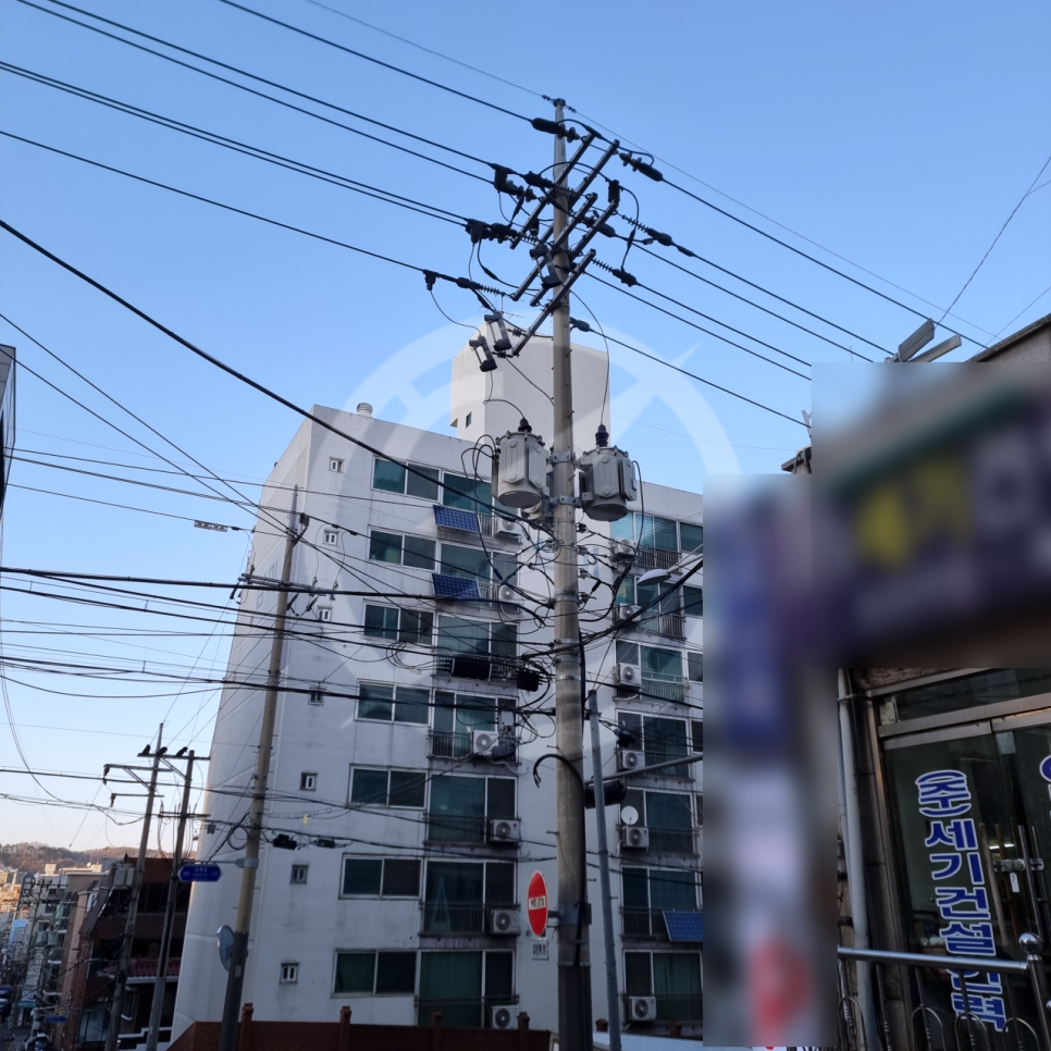 건물 전기 인입선 긴급 교체 공사 시공 사진 2