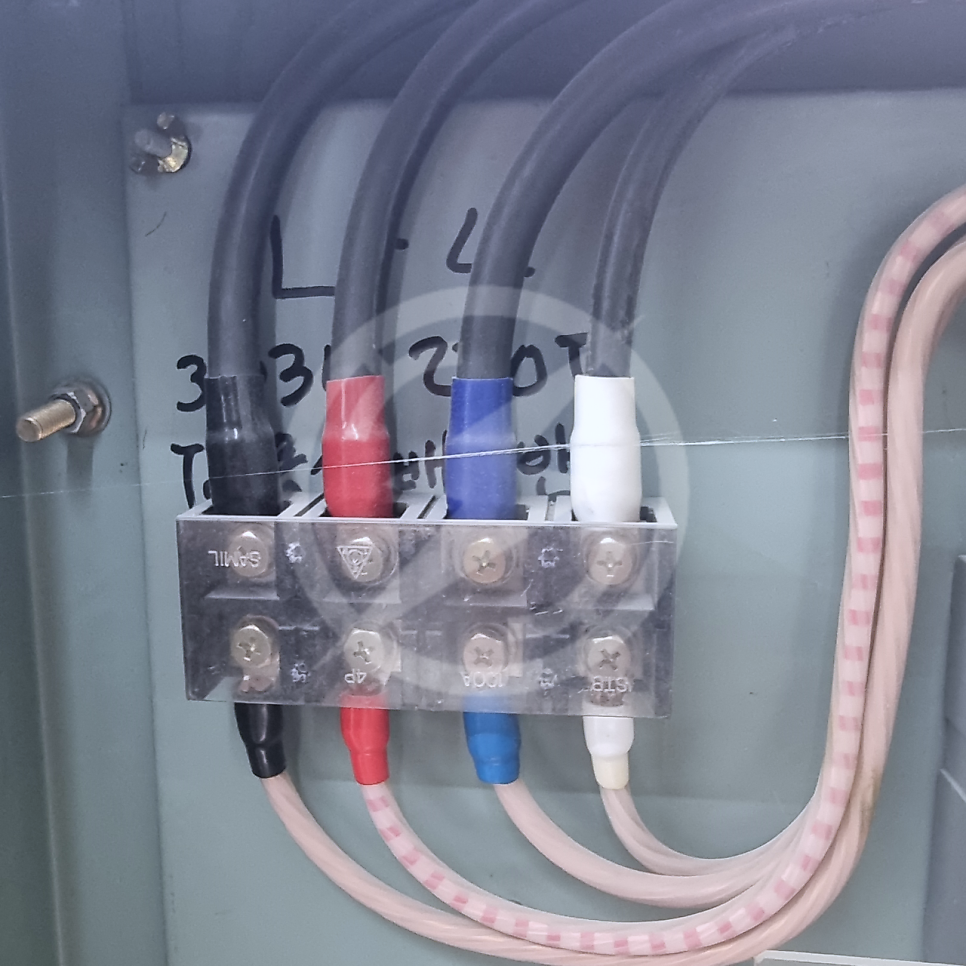 건물 전기 인입선 교체 공사 시공 사진 5