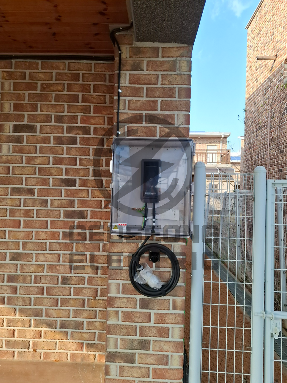 고등학교 완속 전기차 충전기 설치 공사 시공 사진 5