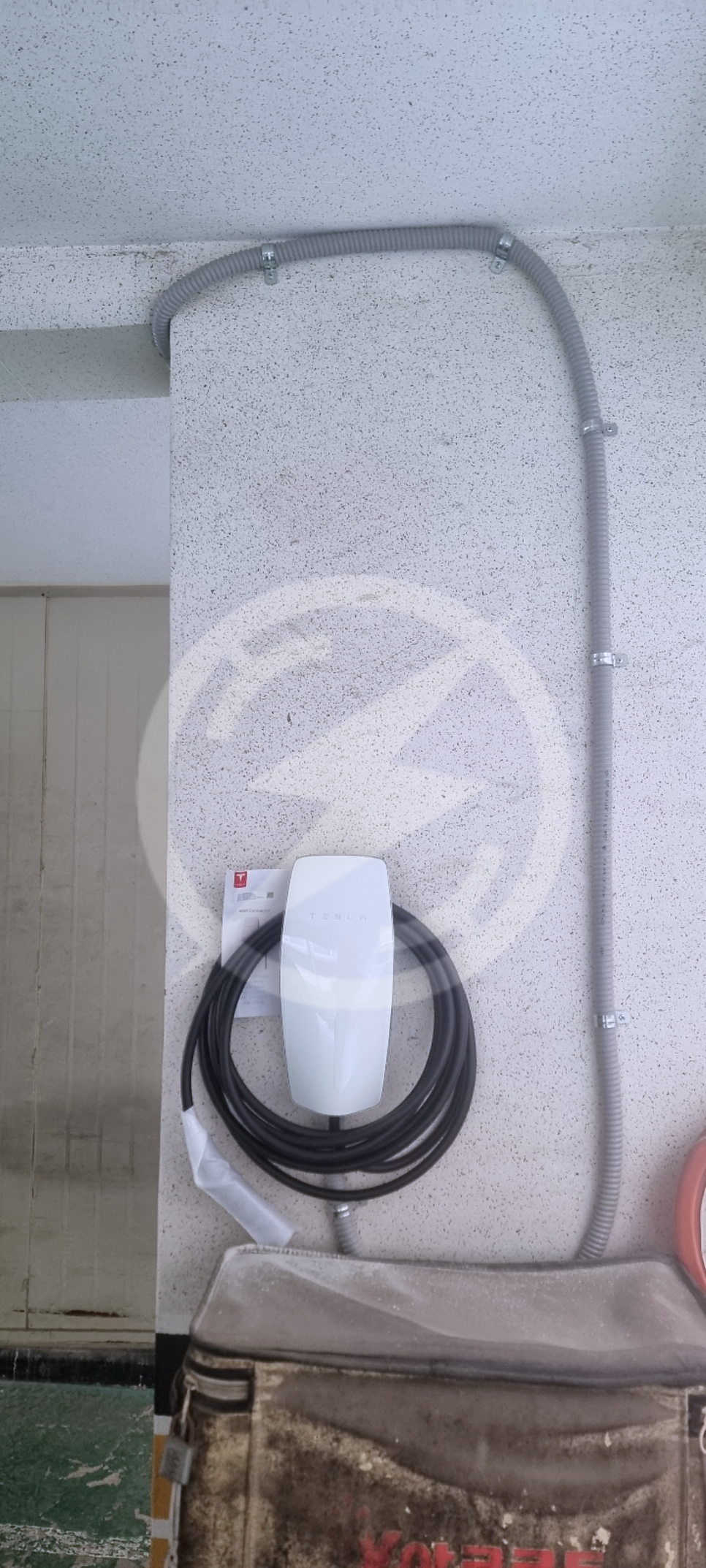 테슬라 월커넥터 EV충전기 설치 공사 시공 사진 16